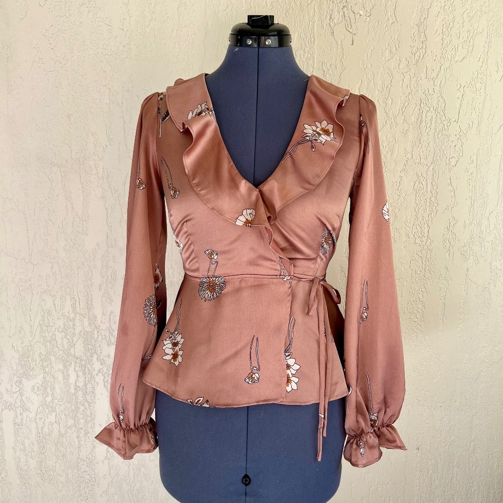 ASTR the Label Copper Wrap Satin Top Sz Xs